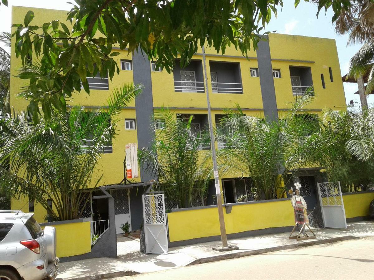 Hotel Ndaary Khassoum Sarl Ziguinchor Exteriör bild